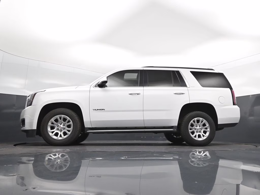 2020 Summit White GMC Yukon SLT RWD SUV