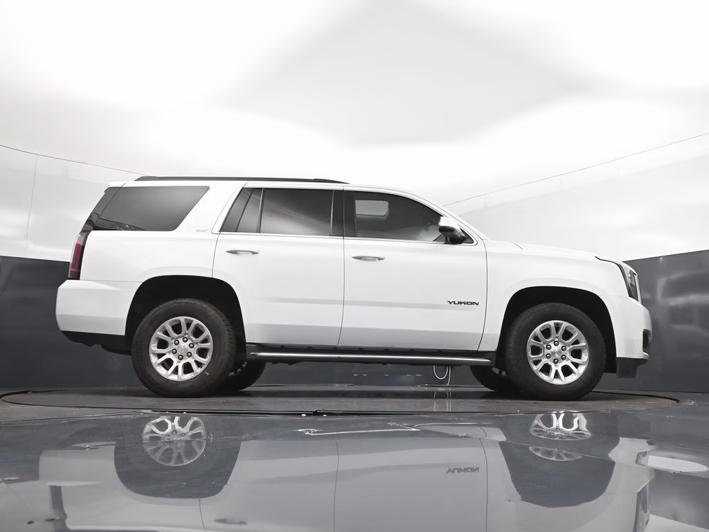 2020 Summit White GMC Yukon SLT RWD SUV