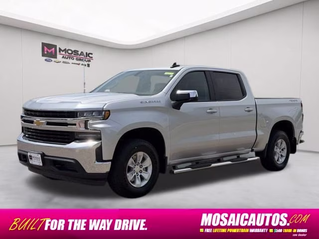 2021 Silver Ice Metallic Chevrolet Silverado 1500 LT 4X4 Truck