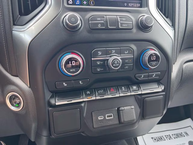 2021 Silver Ice Metallic Chevrolet Silverado 1500 LT 4X4 Truck