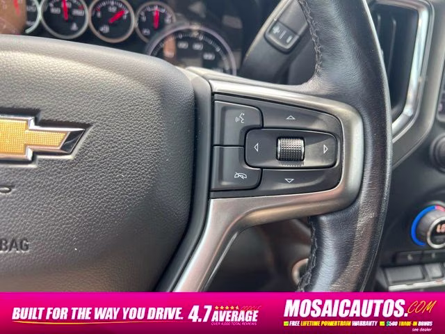 2021 Silver Ice Metallic Chevrolet Silverado 1500 LT 4X4 Truck