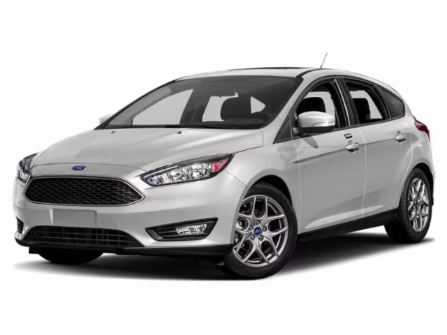 2015 Oxford White Ford Focus SE FWD Hatchback