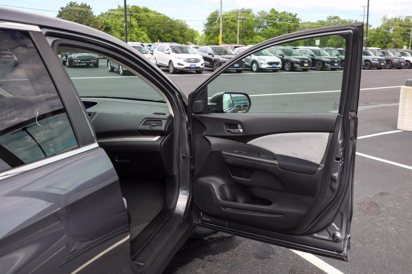 2016 Modern Steel Metallic Honda CR-V EX AWD SUV