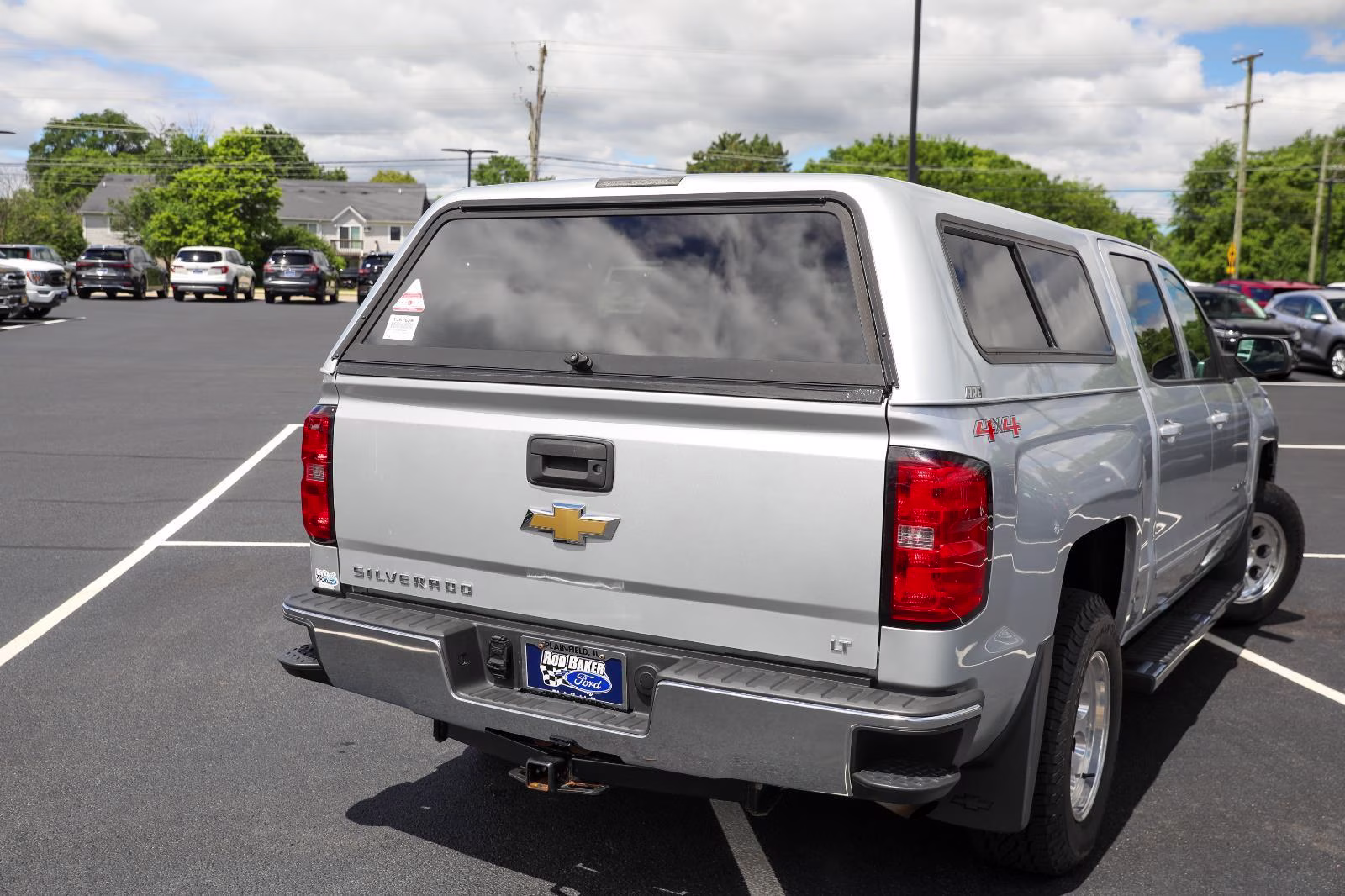 2015 Silver Ice Metallic Chevrolet Silverado 1500 LT 4X4 Truck