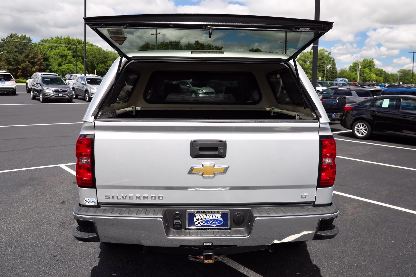 2015 Silver Ice Metallic Chevrolet Silverado 1500 LT 4X4 Truck