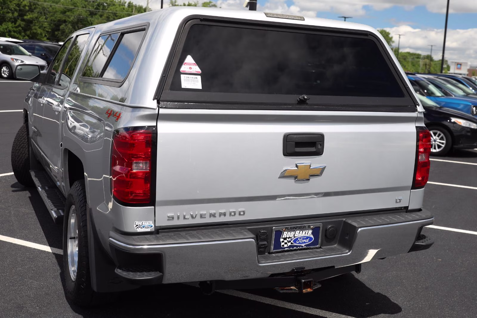 2015 Silver Ice Metallic Chevrolet Silverado 1500 LT 4X4 Truck
