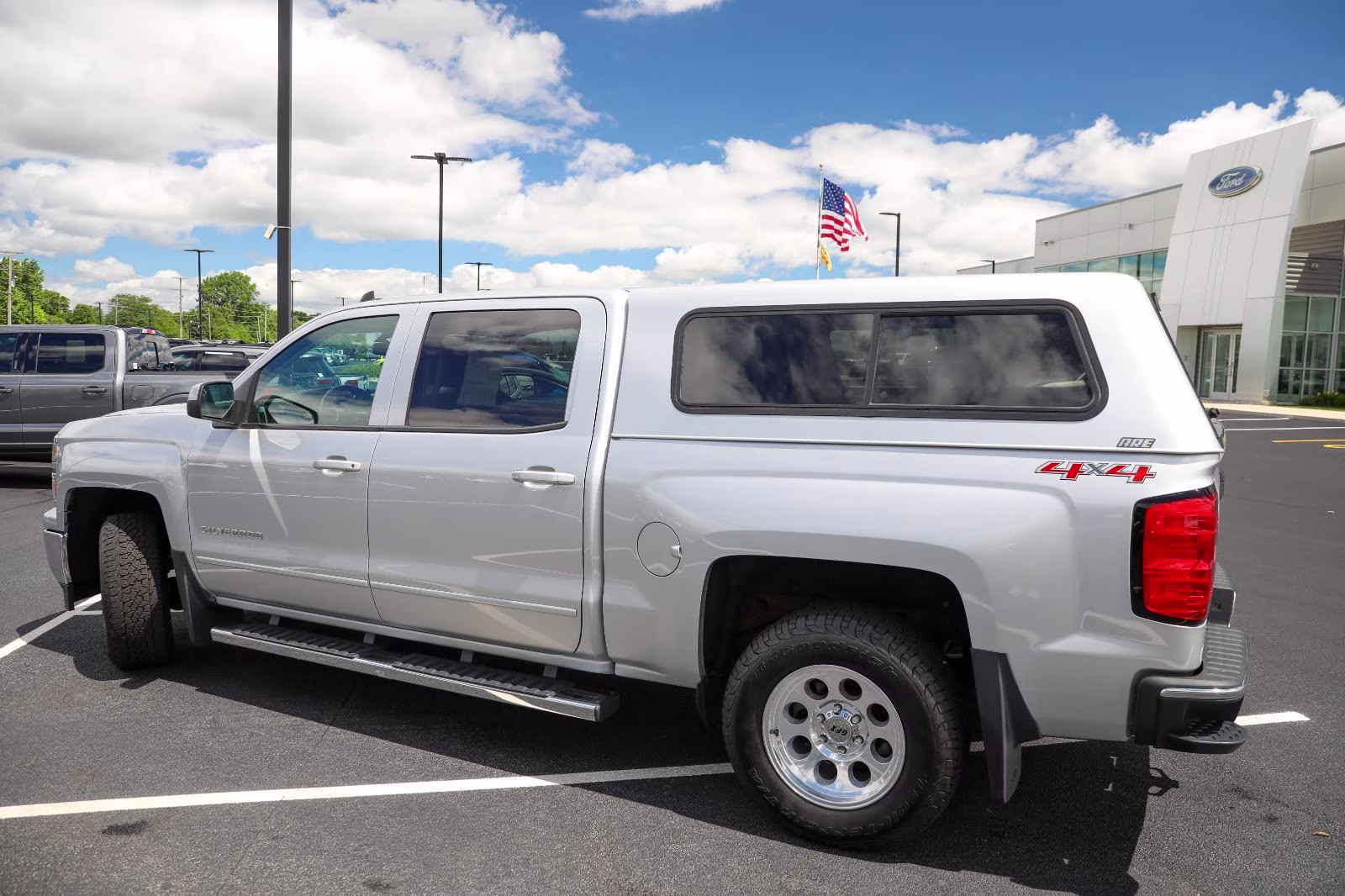 2015 Silver Ice Metallic Chevrolet Silverado 1500 LT 4X4 Truck