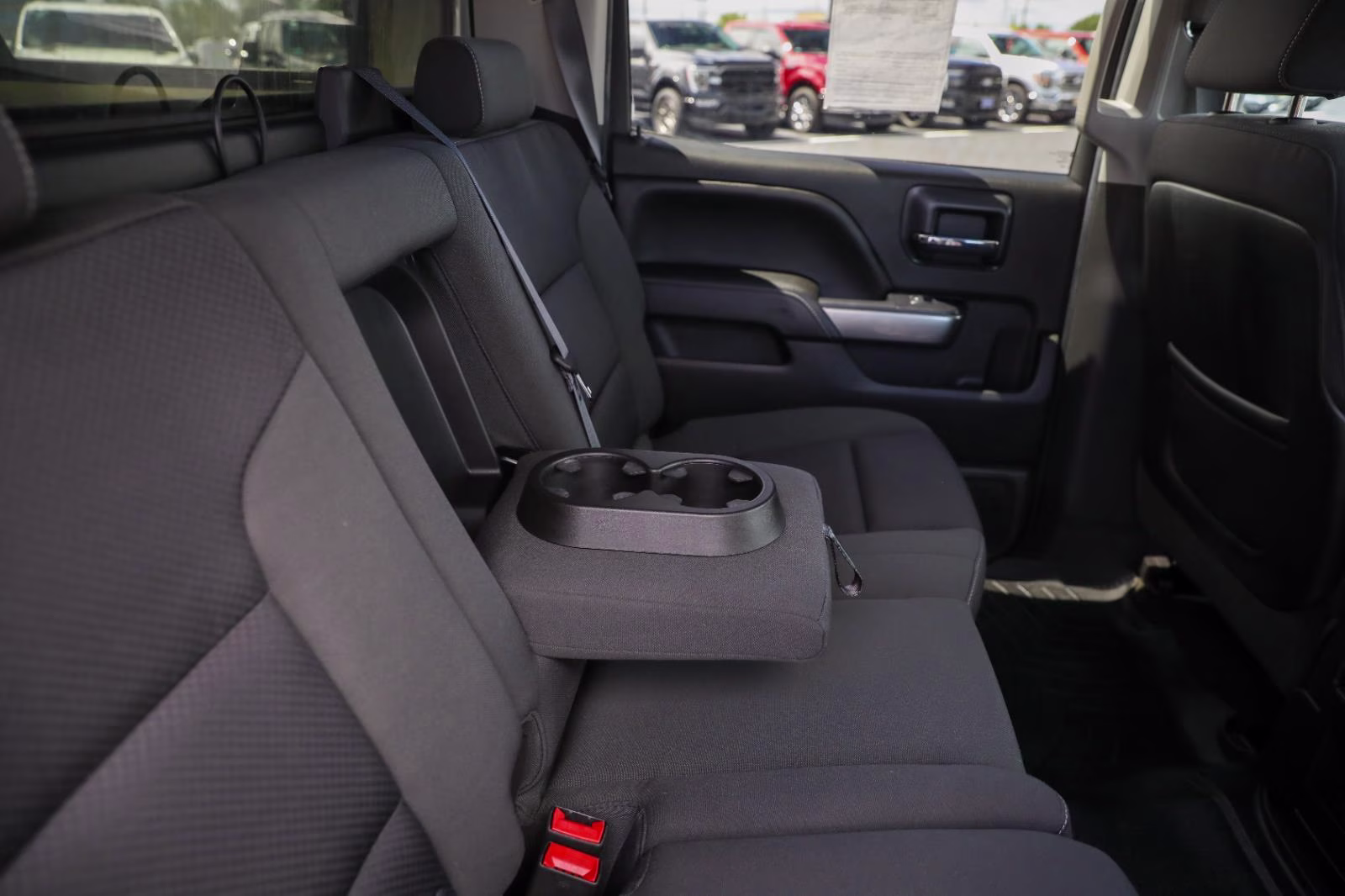 2015 Silver Ice Metallic Chevrolet Silverado 1500 LT 4X4 Truck