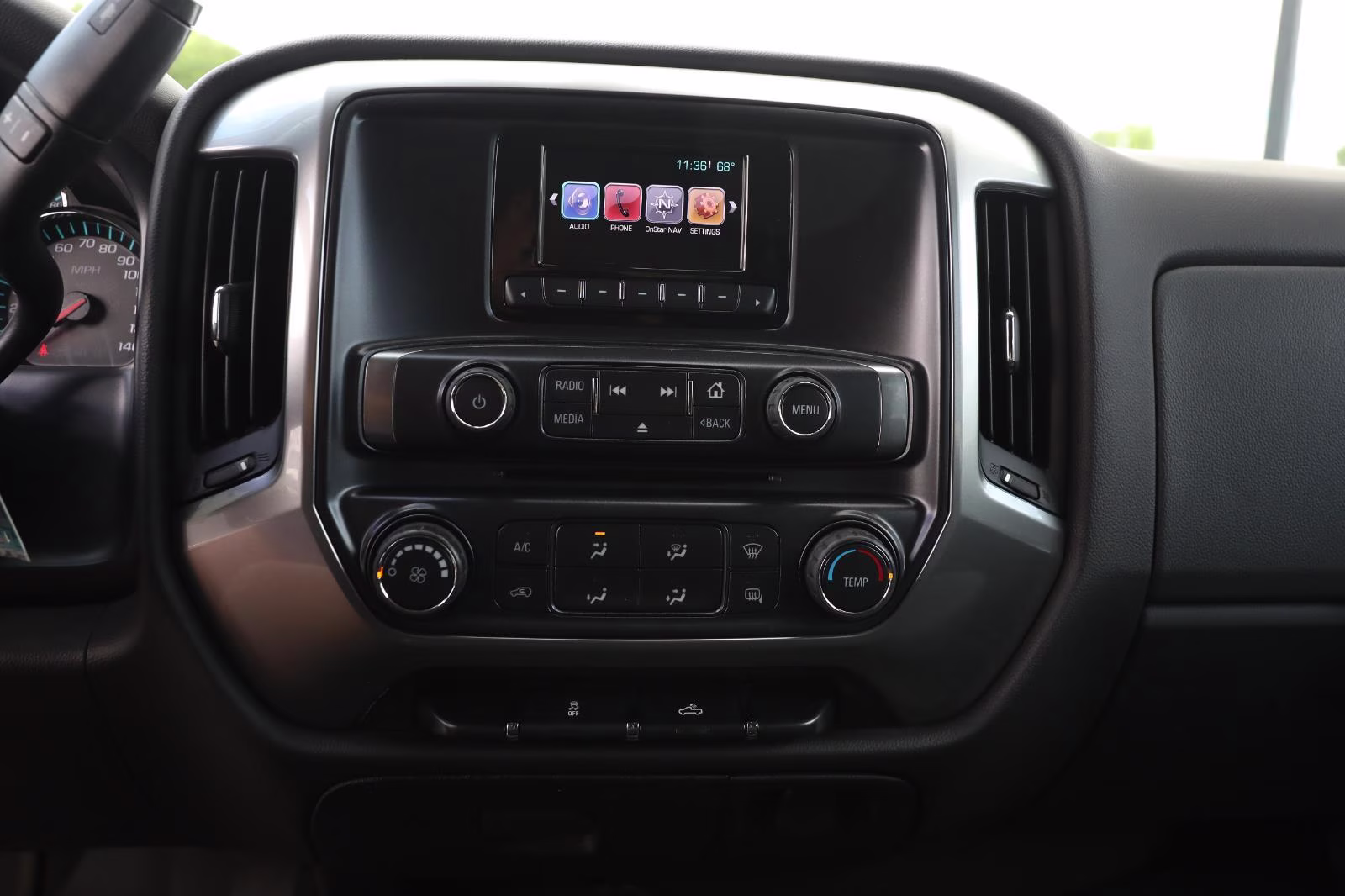 2015 Silver Ice Metallic Chevrolet Silverado 1500 LT 4X4 Truck