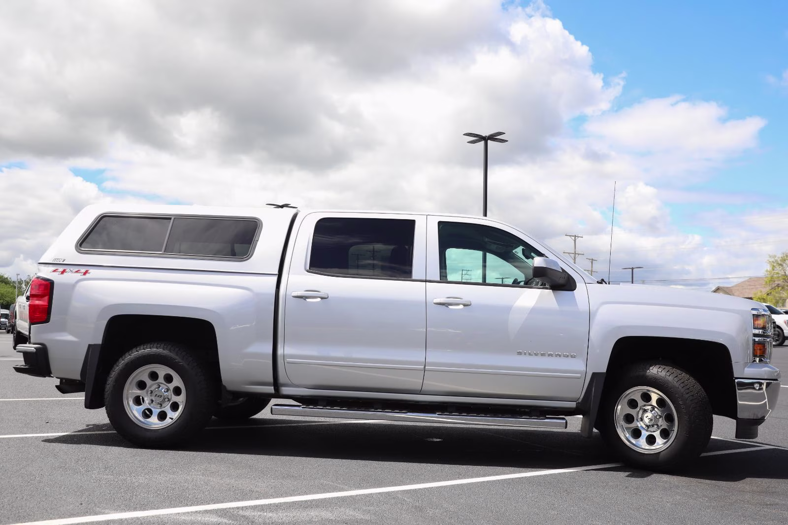 2015 Silver Ice Metallic Chevrolet Silverado 1500 LT 4X4 Truck