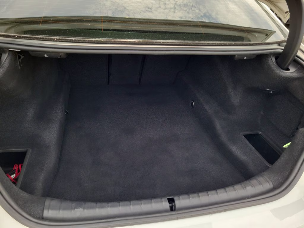 2021 Alpine White BMW 5 Series 530i RWD Sedan