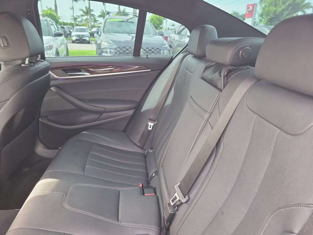 2021 Alpine White BMW 5 Series 530i RWD Sedan