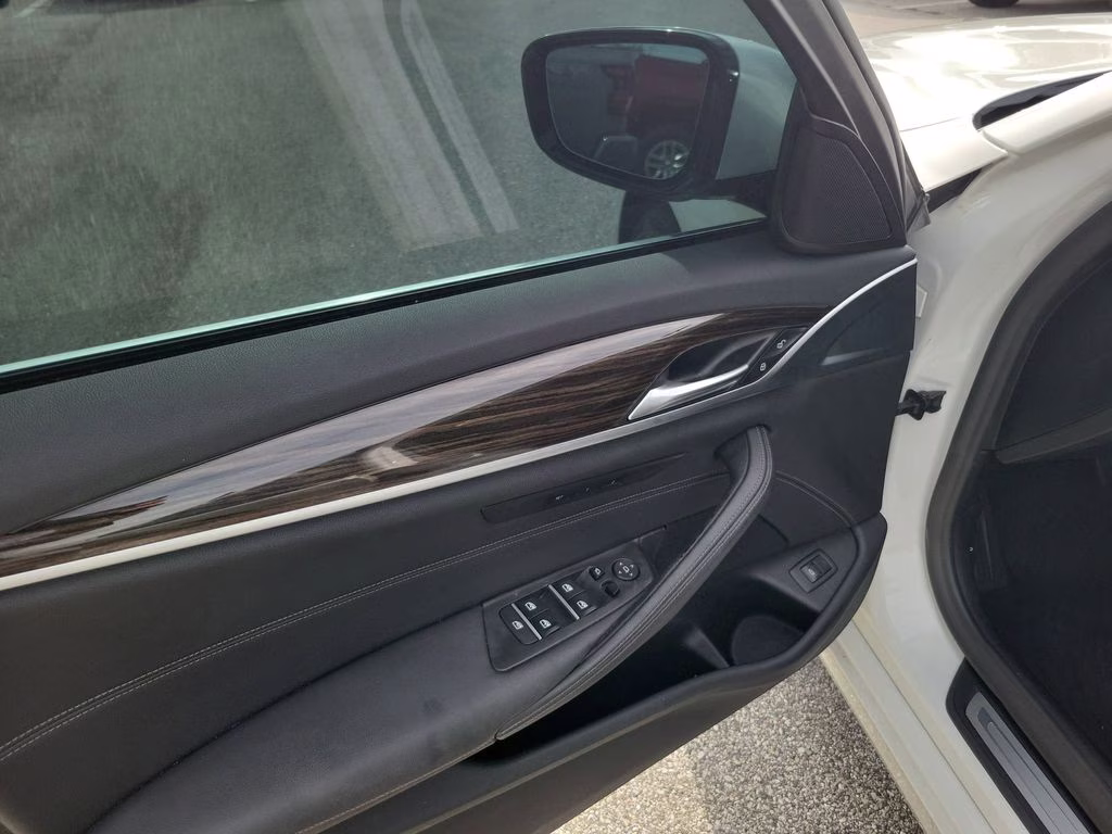 2021 Alpine White BMW 5 Series 530i RWD Sedan