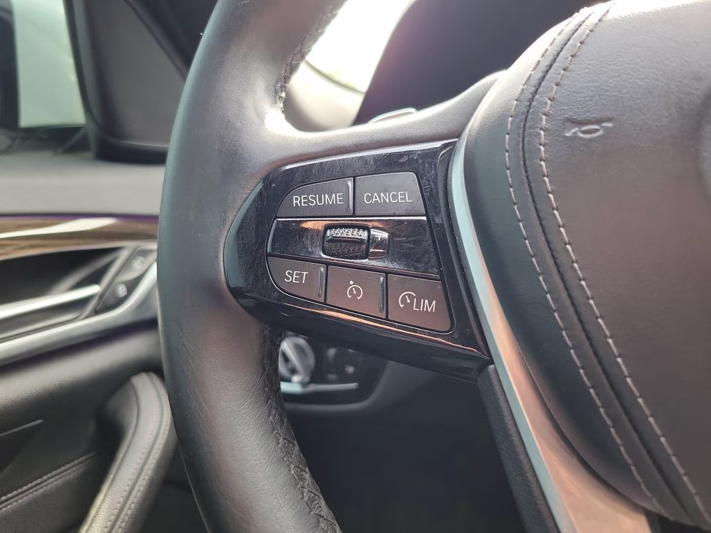 2021 Alpine White BMW 5 Series 530i RWD Sedan