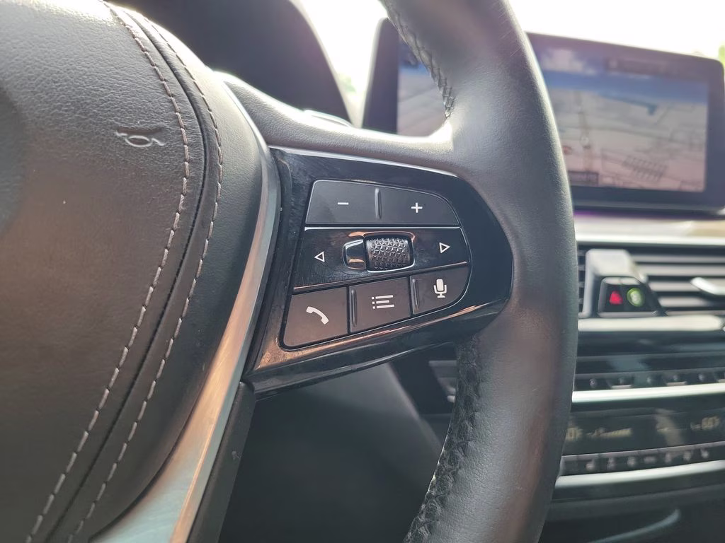2021 Alpine White BMW 5 Series 530i RWD Sedan