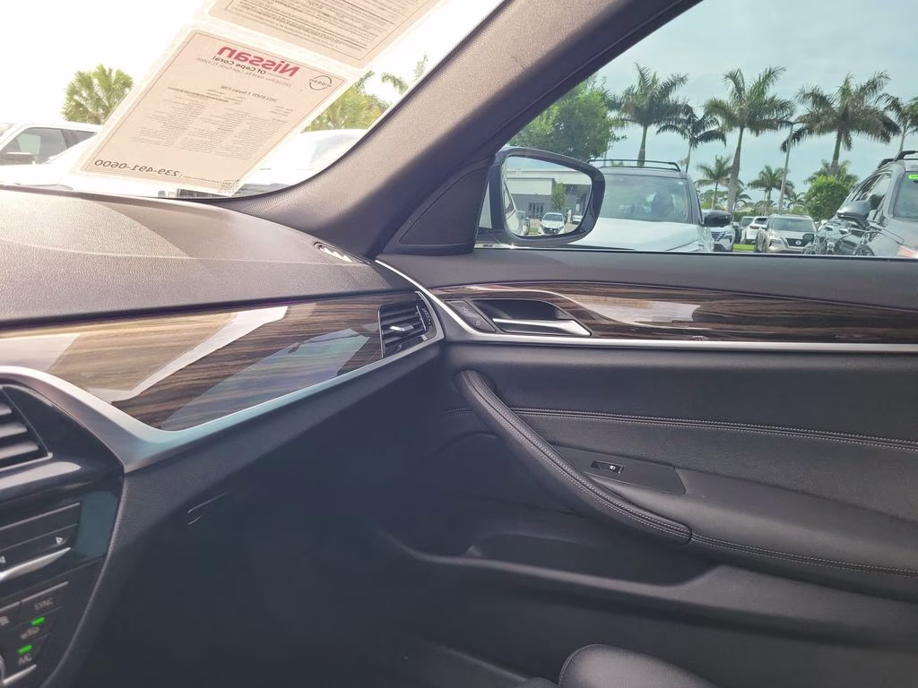 2021 Alpine White BMW 5 Series 530i RWD Sedan