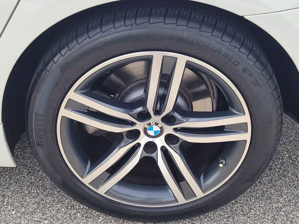 2021 Alpine White BMW 5 Series 530i RWD Sedan