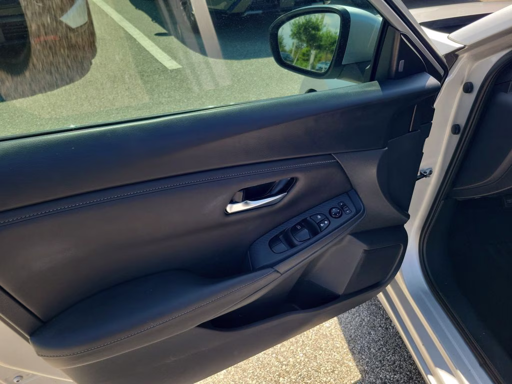 2023 Brilliant Silver Metallic Nissan Sentra SV FWD Sedan