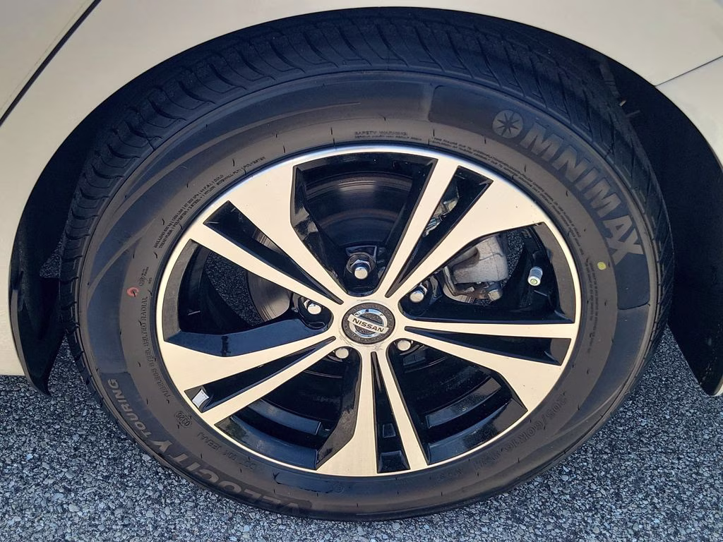 2023 Brilliant Silver Metallic Nissan Sentra SV FWD Sedan
