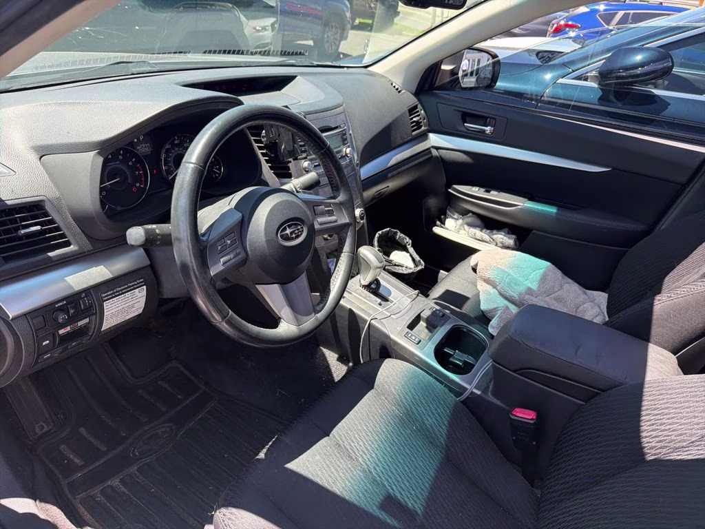 2010 Steel Silver Metallic Subaru Legacy 2.5i AWD Sedan