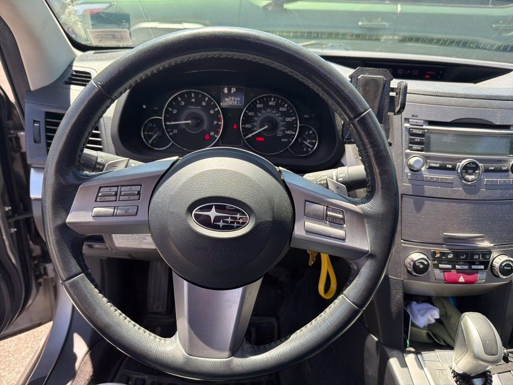 2010 Steel Silver Metallic Subaru Legacy 2.5i AWD Sedan