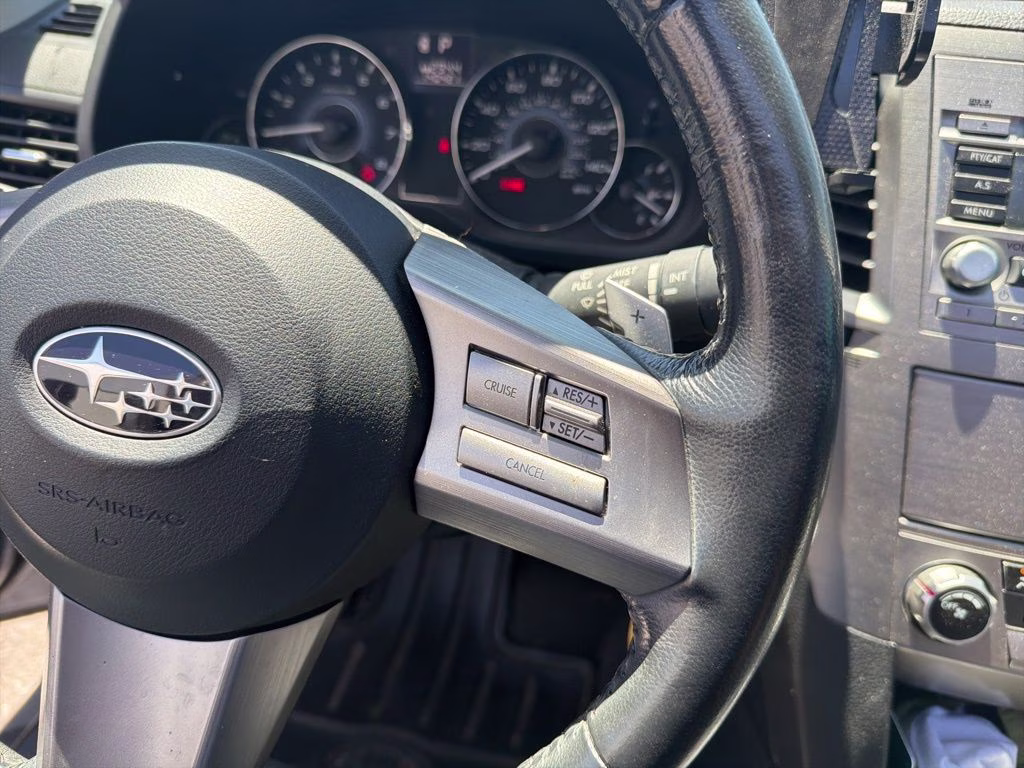 2010 Steel Silver Metallic Subaru Legacy 2.5i AWD Sedan