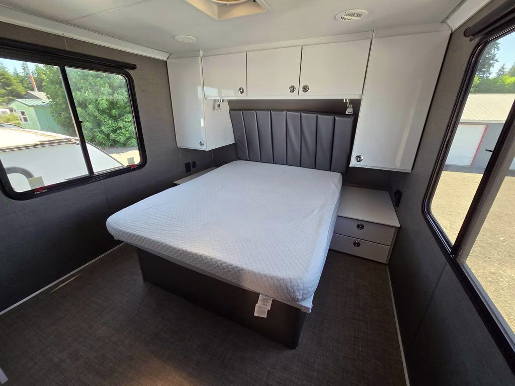 2020 Silver ATC Trailers Game Changer Pro 3619