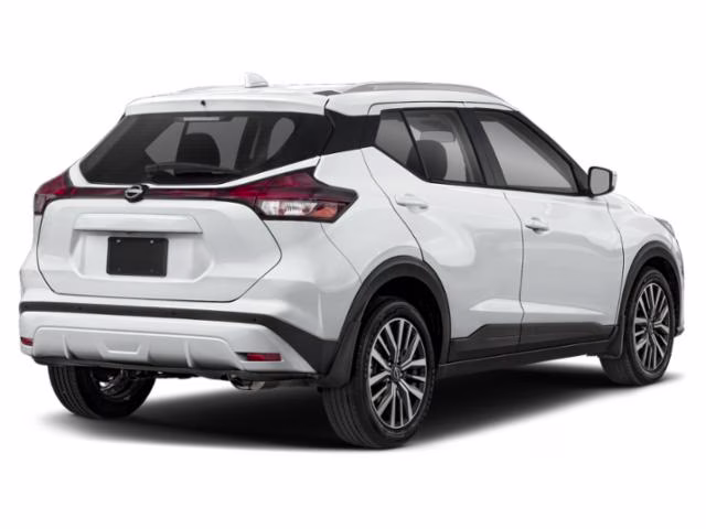 2022 Aspen White Tricoat Nissan Kicks SV FWD SUV