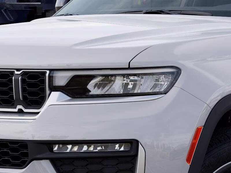 2026 Bright White Clear Coat Jeep Grand Cherokee Grand Cherokee Limited 4x4 4X4 SUV