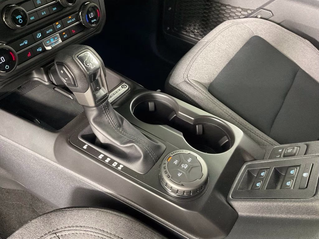 2026 Desert Sand Ford Bronco Big Bend 4X4 SUV
