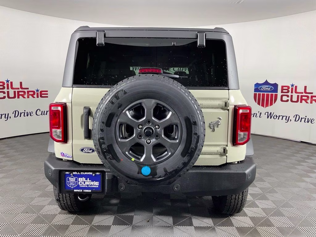2026 Desert Sand Ford Bronco Big Bend 4X4 SUV