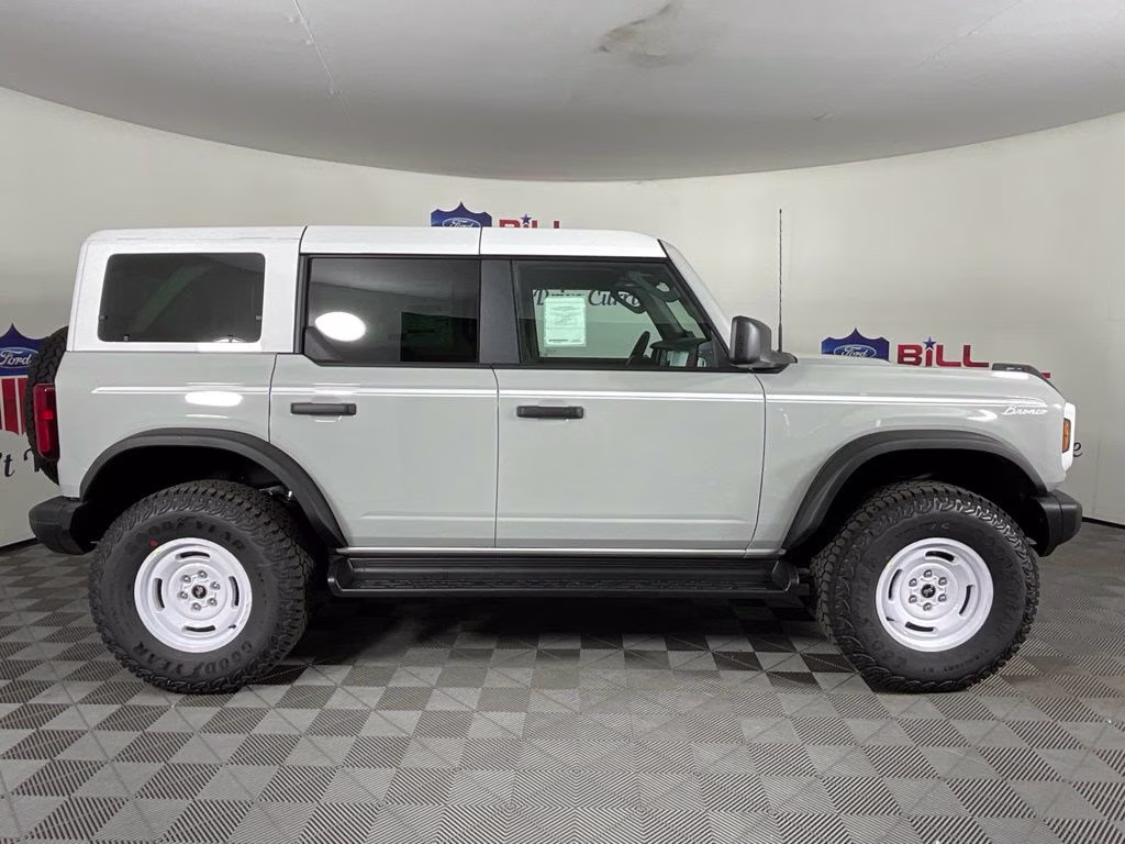 2026 Avalanche Ford Bronco Heritage Edition 4X4 SUV