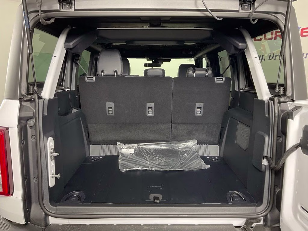 2026 Oxford White Ford Bronco Big Bend 4X4 SUV