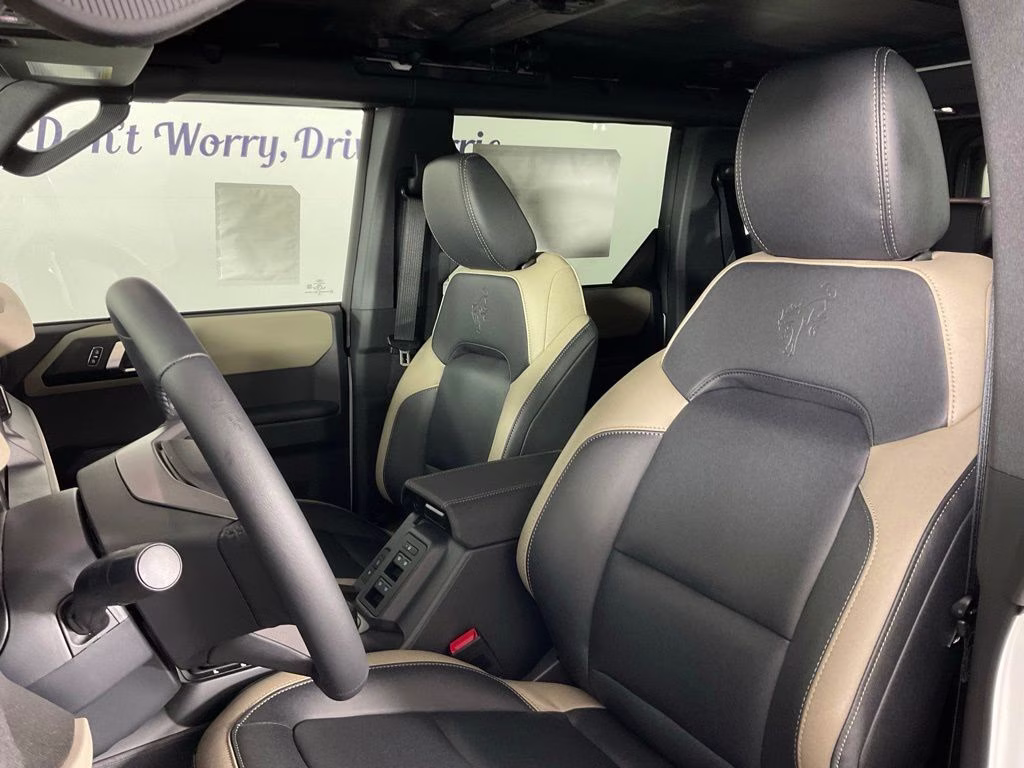 2026 Oxford White Ford Bronco Big Bend 4X4 SUV