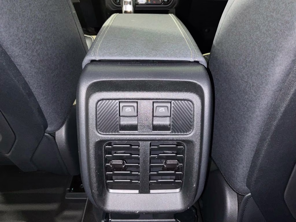 2026 Oxford White Ford Bronco Big Bend 4X4 SUV