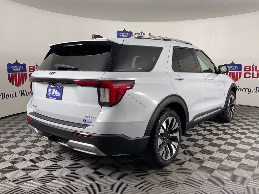 2026 White Metallic Ford Explorer Platinum 4X4 SUV