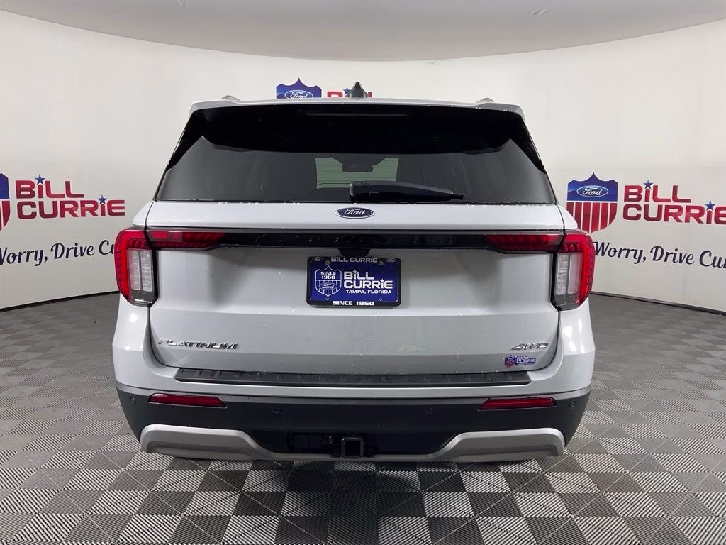 2026 White Metallic Ford Explorer Platinum 4X4 SUV
