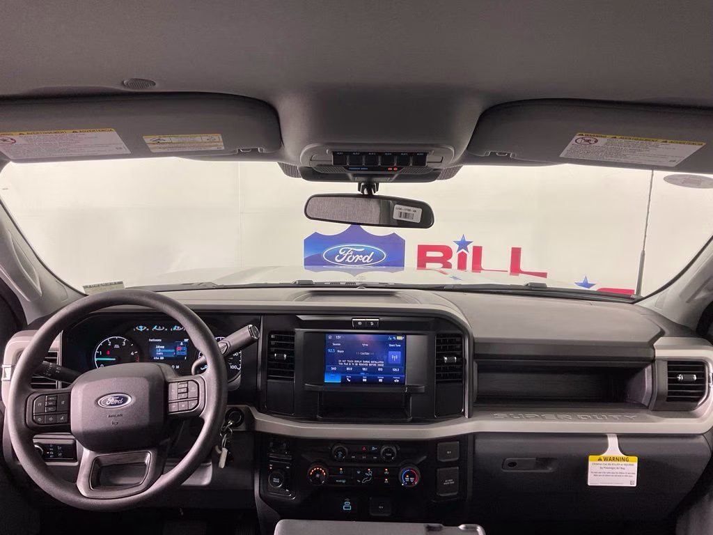 2026 Avalanche Ford Super Duty F-350 DRW XL 4X4 Truck