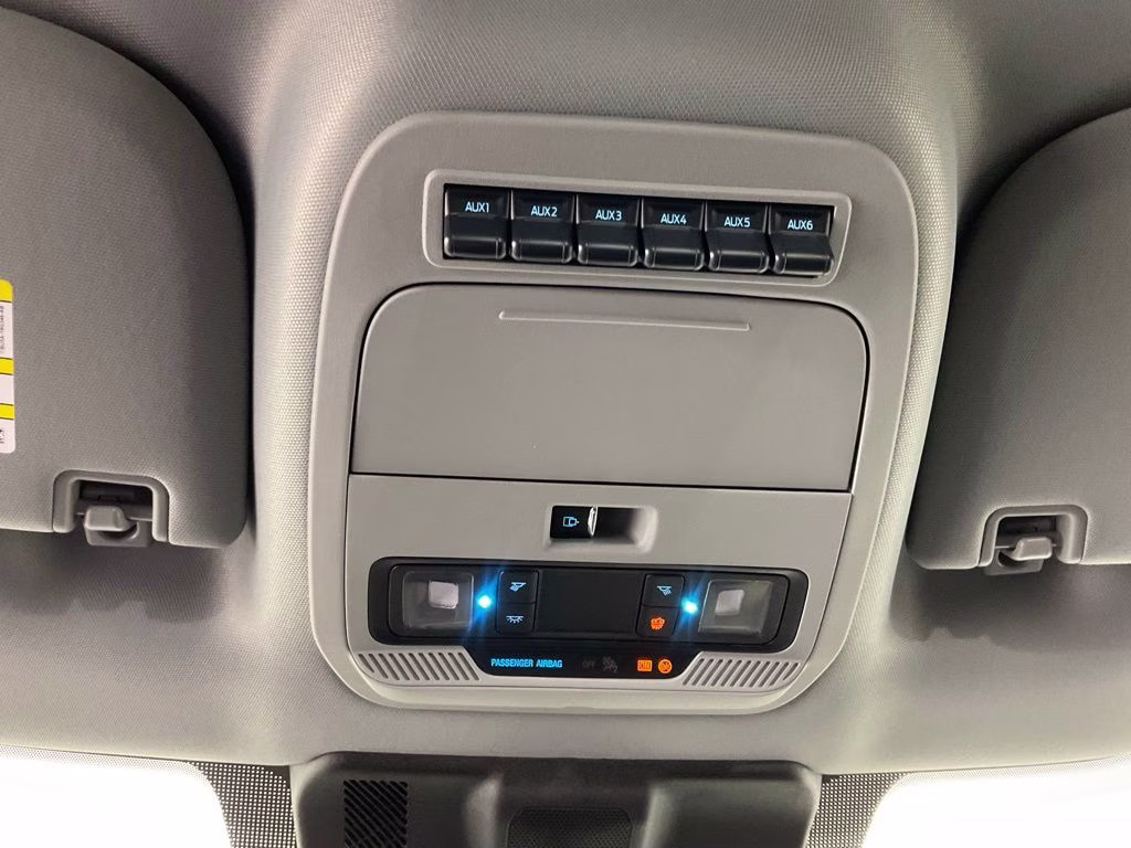 2026 Avalanche Ford Super Duty F-350 DRW XL 4X4 Truck