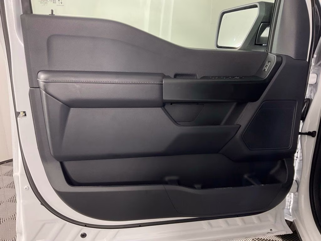 2026 Oxford White Ford F-150 STX 4X4 Truck