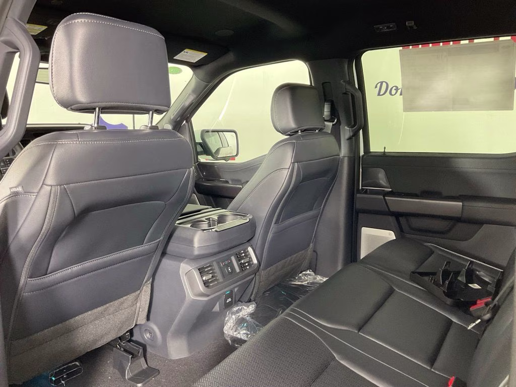 2026 White Metallic Ford F-150 Lariat 4X4 Truck