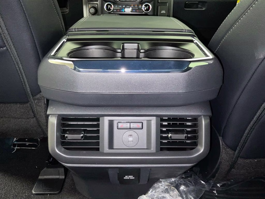 2026 White Metallic Ford F-150 Lariat 4X4 Truck