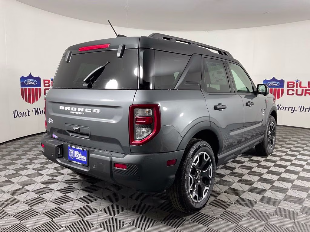 2026 Gray Metallic Ford Bronco Sport Outer Banks 4X4 SUV