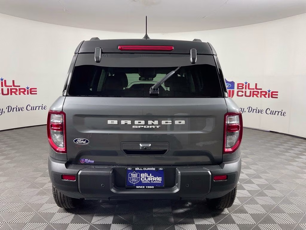 2026 Gray Metallic Ford Bronco Sport Outer Banks 4X4 SUV
