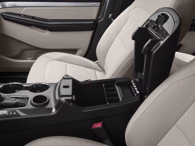 2016 Ford Explorer XLT 4X4 SUV