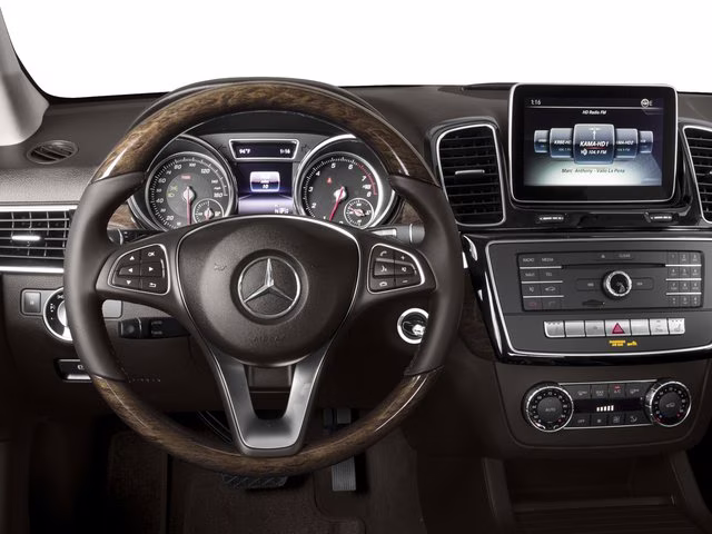 2016 Obsidian Black Metallic Mercedes-Benz GLE GLE 350 RWD SUV