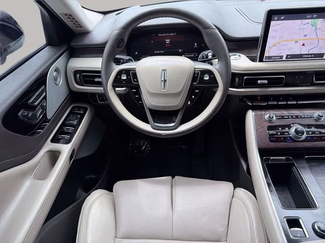 2022 White Metallic Lincoln Aviator Reserve RWD SUV