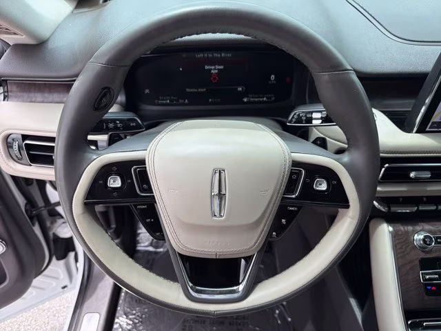 2022 White Metallic Lincoln Aviator Reserve RWD SUV