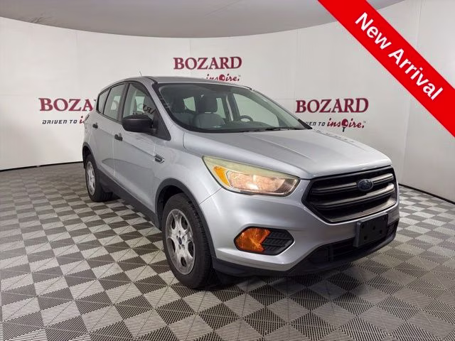 2017 Ford Escape S's photo