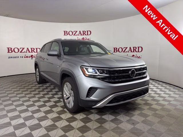 2022 Volkswagen Atlas Cross Sport 2.0T SE w/Tech's photo